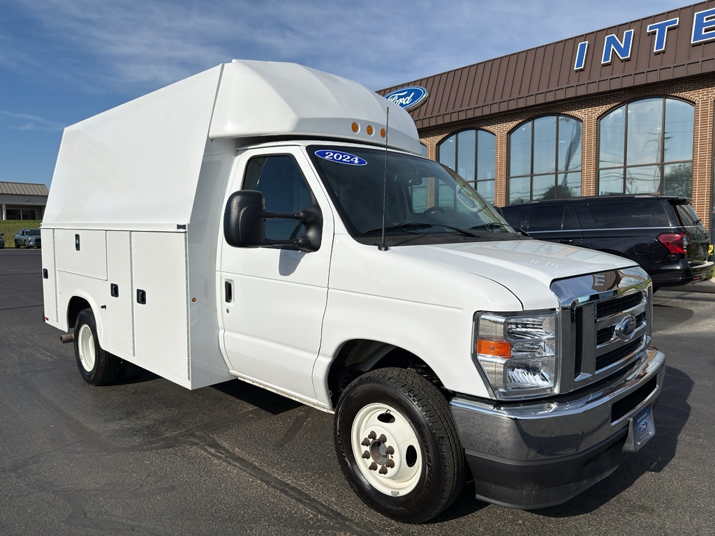 ford e-series cutaway 2024 1FDWE3FN4RDD31830 image ford e-series cutaway 2024 1FDWE3FN4RDD31830 image